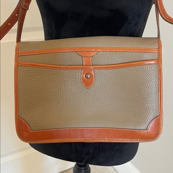 Vintage Dooney & Bourke All Weather Leather Bag - Picture 6 of 9